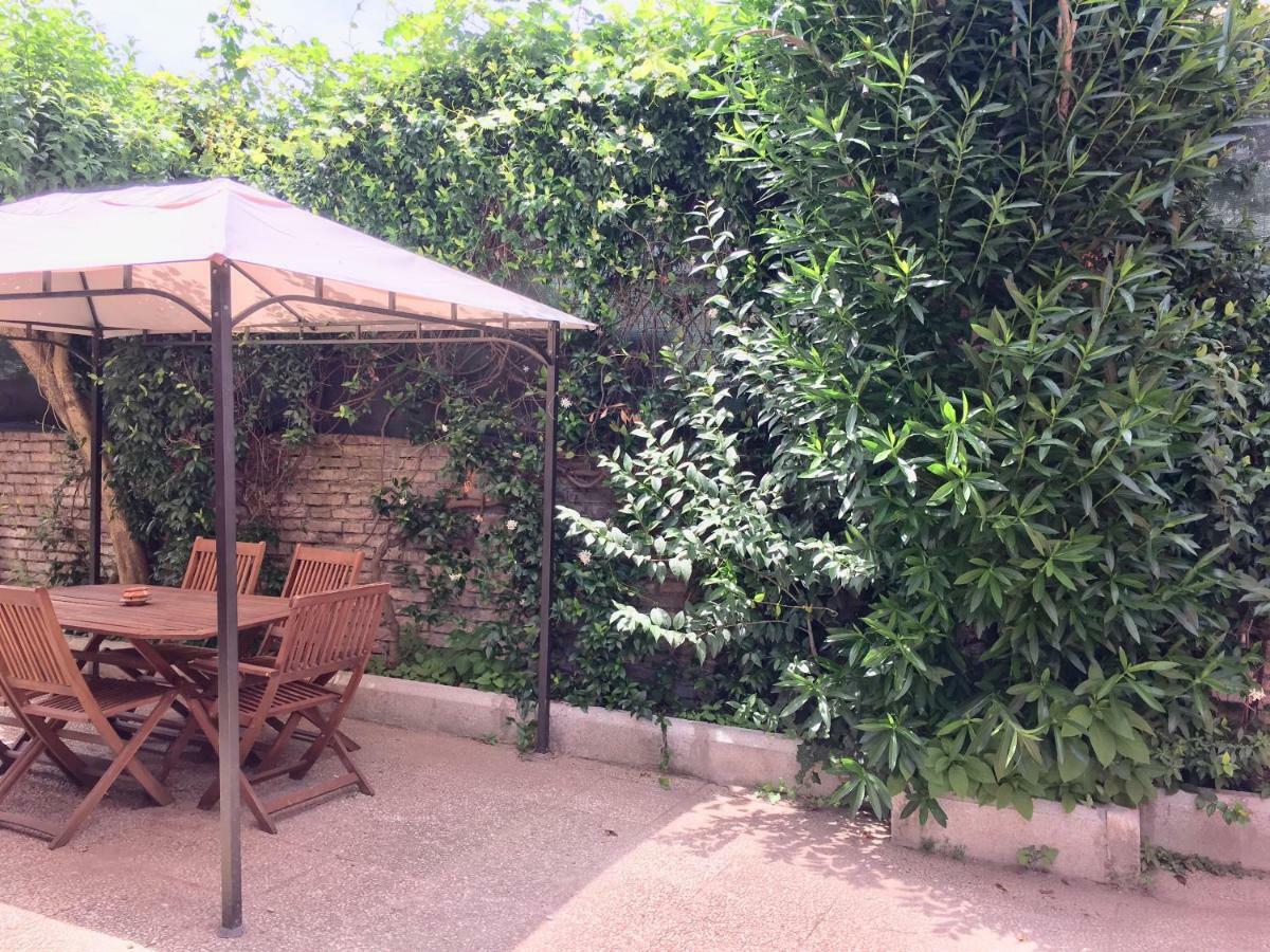 Appia Park Apartament 10 Min Dal Colosseo Roma Exterior foto