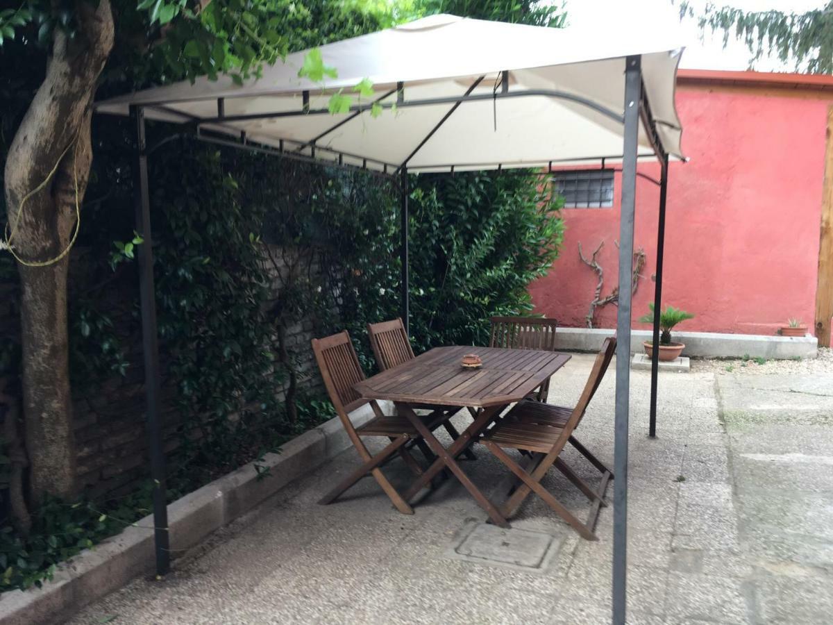 Appia Park Apartament 10 Min Dal Colosseo Roma Exterior foto